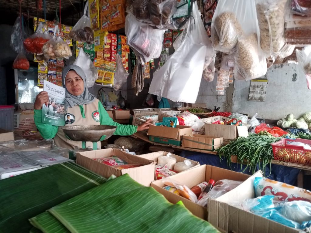 Pedagang Pasar Sealigus Kader Papera Tak Kenal Menyerah dalam Menyambut Pilpres 2024